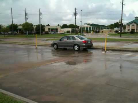 size of parallel parking space for driving test in texas